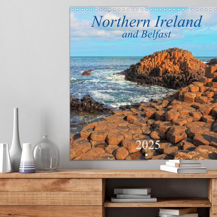 Northern Ireland and Belfast (CALVENDO Monthly Calendar 2025)