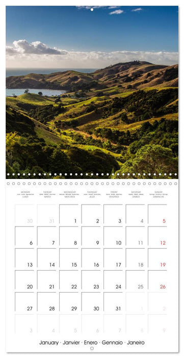 Adventure in Paradise – New Zealand’s North Island (CALVENDO Monthly Calendar 2025)