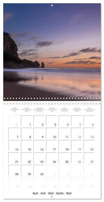 Adventure in Paradise – New Zealand’s North Island (CALVENDO Monthly Calendar 2025)