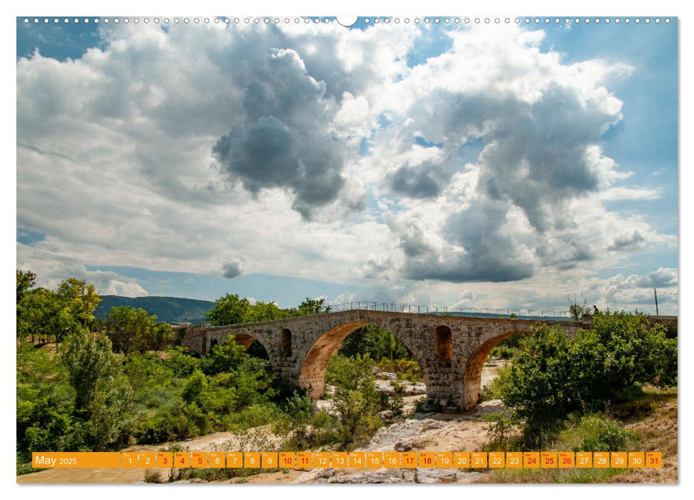 Discover the Beauty of Provence (CALVENDO Monthly Calendar 2025)