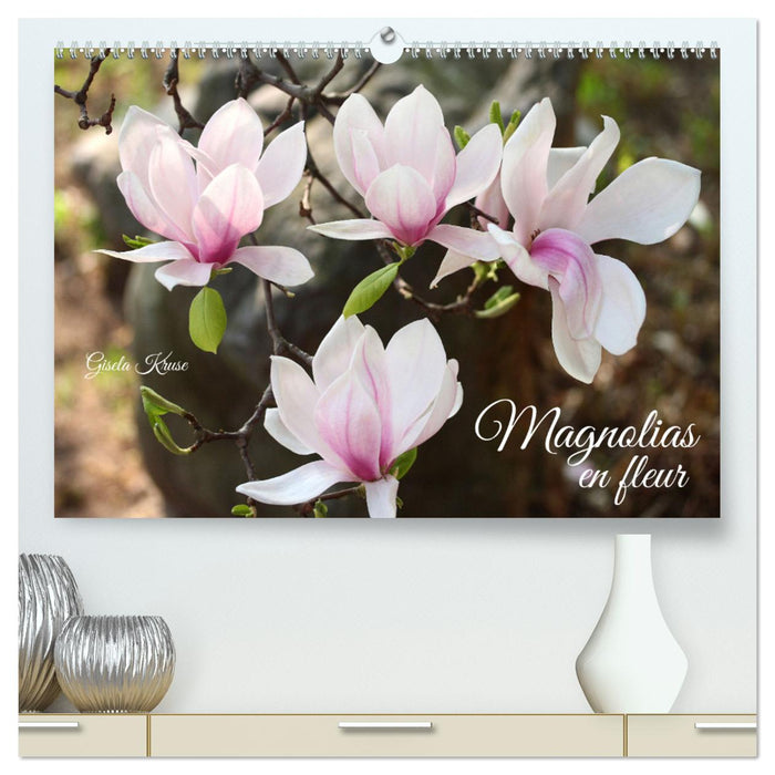 Magnolias en fleur (CALVENDO Calendrier supérieur 2025)