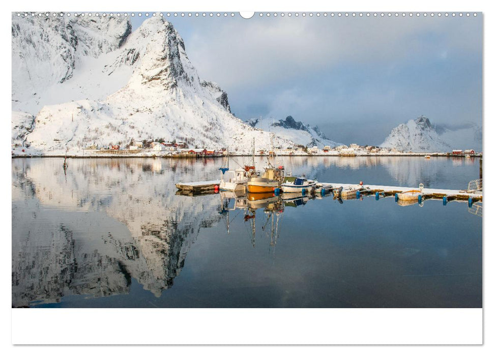 Lofoten Reflections in the water (CALVENDO Monthly Calendar 2025)