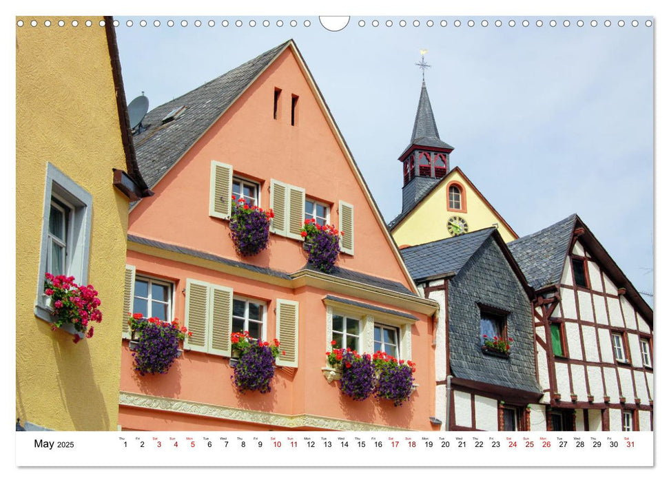 The Moselle valley - Along the Moselle river from Trier to Koblenz (CALVENDO Monthly Calendar 2025)