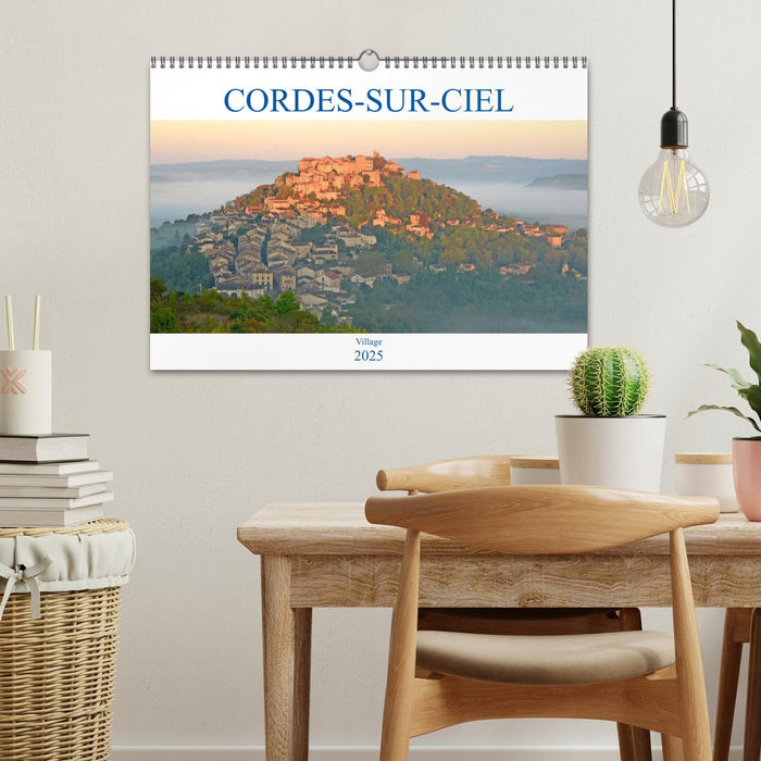 CORDES-SUR-CIEL Village (CALVENDO Calendrier mensuel 2025)