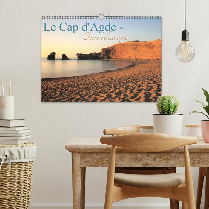 Le Cap d'Agde - Terre volcanique (CALVENDO Calendrier mensuel 2025)