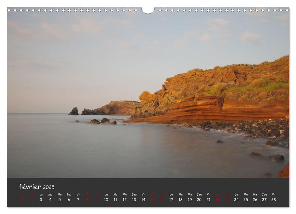 Le Cap d'Agde - Terre volcanique (CALVENDO Calendrier mensuel 2025)