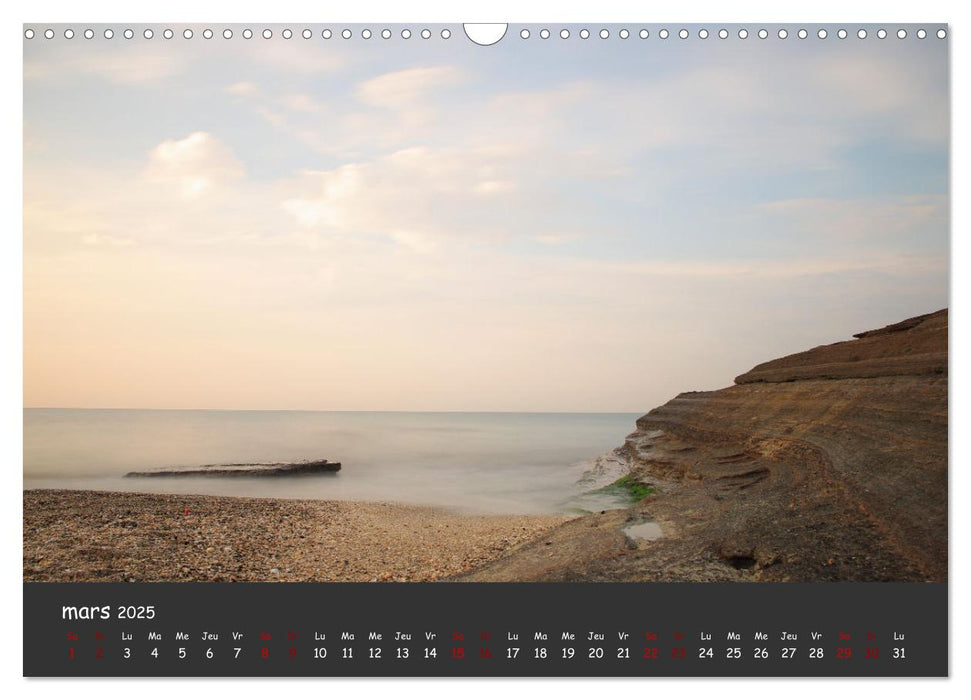 Le Cap d'Agde - Terre volcanique (CALVENDO Calendrier mensuel 2025)