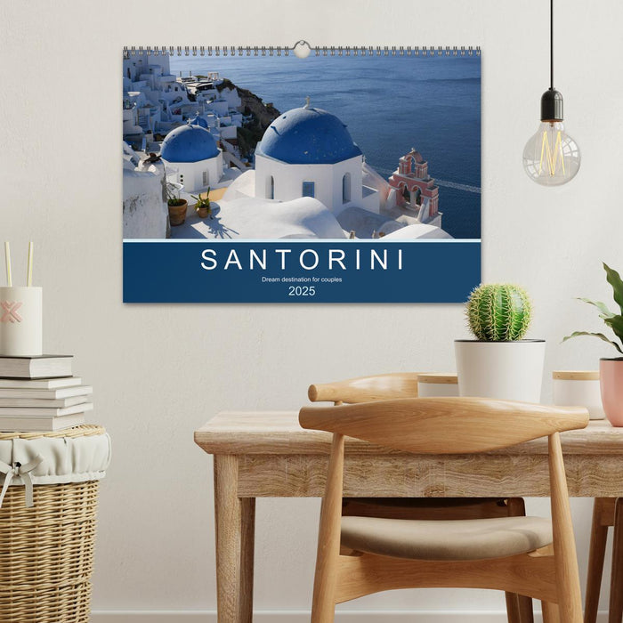 Santorini, dream destination for couples (CALVENDO Monthly Calendar 2025)