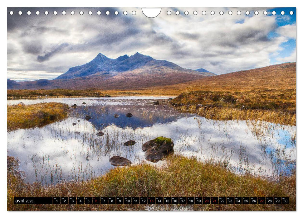 HIGHLAND, Lumières d'Ecosse (CALVENDO Calendrier mensuel 2025)