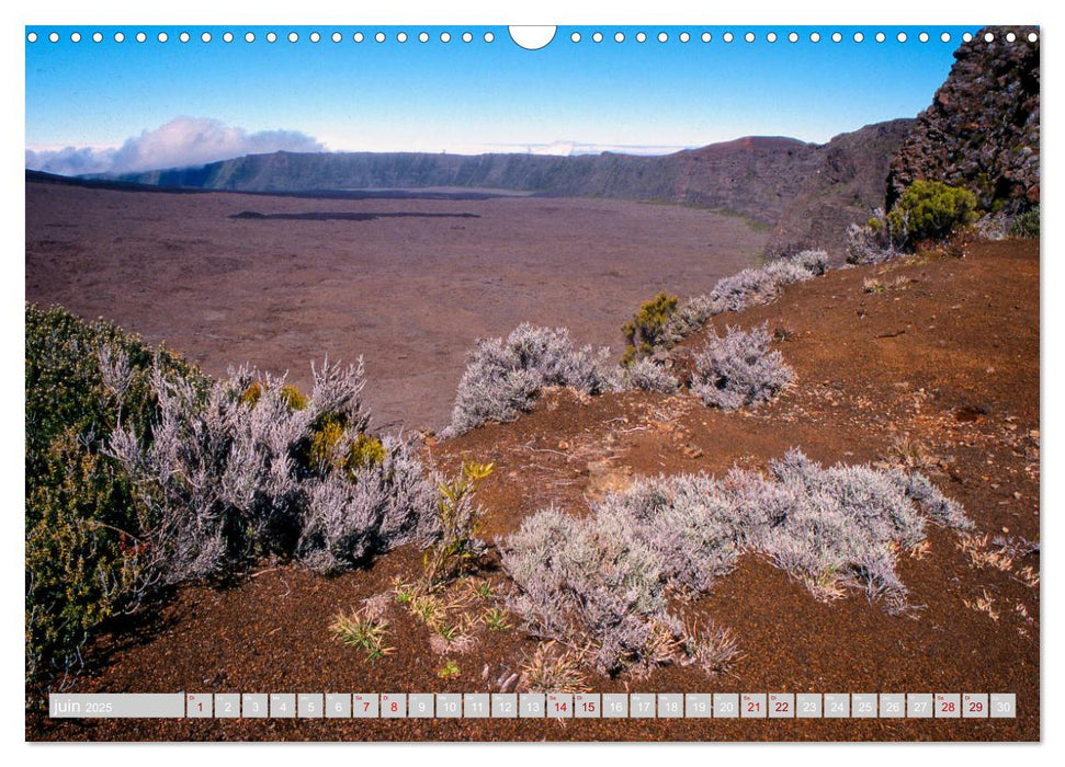 La Réunion, Au centre du volcan (CALVENDO Calendrier mensuel 2025)