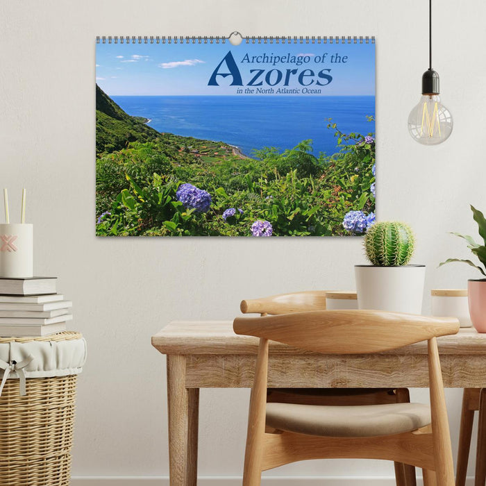 Archipelago of the Azores in the North Atlantic Ocean (CALVENDO Monthly Calendar 2025)