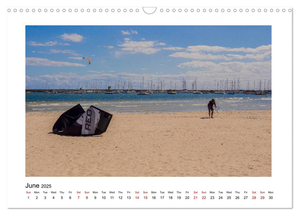 Melbourne and St Kilda (CALVENDO Monthly Calendar 2025)