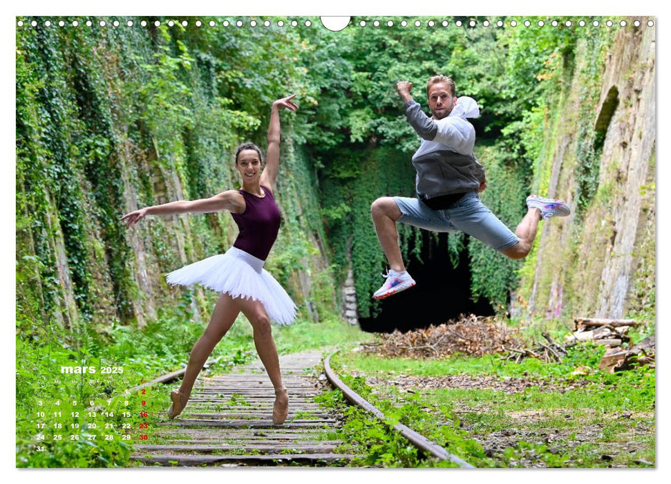 Des danseurs dans la ville 7 L'Oeil et le Mouvement (CALVENDO Calendrier mensuel 2025)