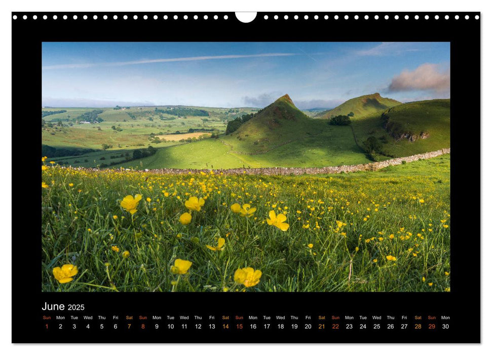 The Changing Seasons of the Peak District (CALVENDO Monthly Calendar 2025)