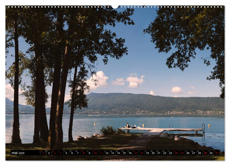 Lac d'Annecy à vue d'œil (CALVENDO Calendrier supérieur 2025)