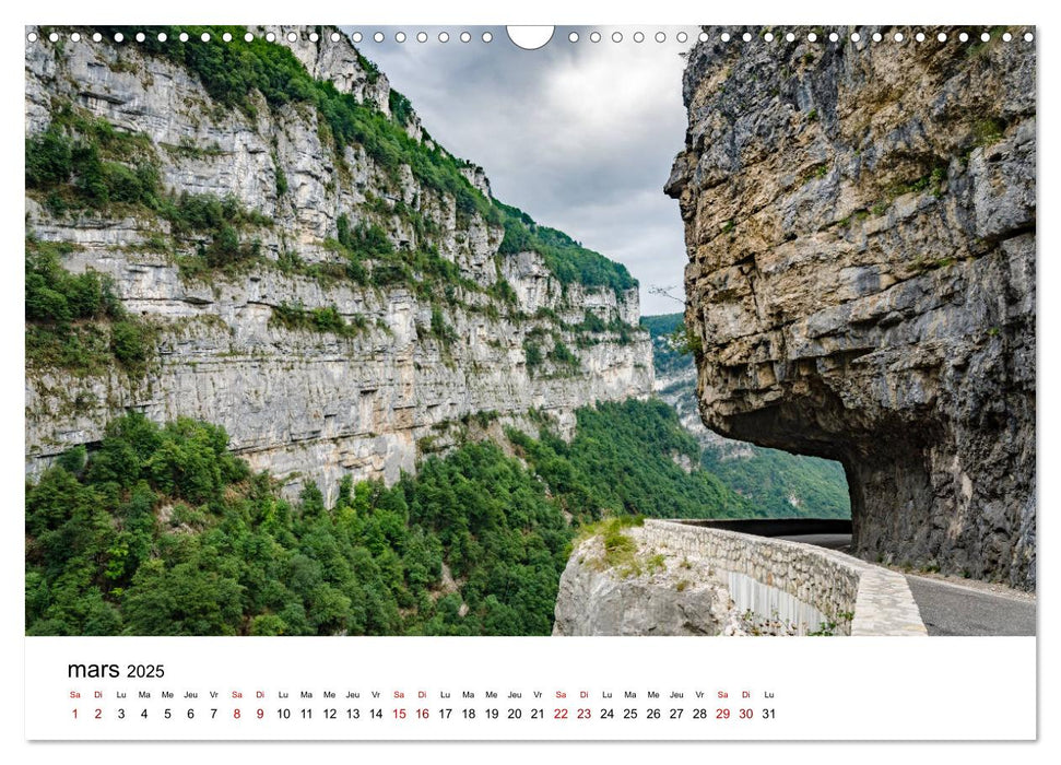 Les chemins du Vercors (CALVENDO Calendrier mensuel 2025)