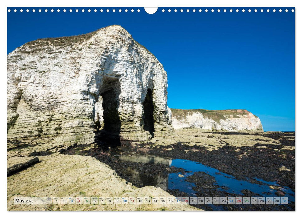 Scenes from the coast of North Yorkshire (CALVENDO Monthly Calendar 2025)