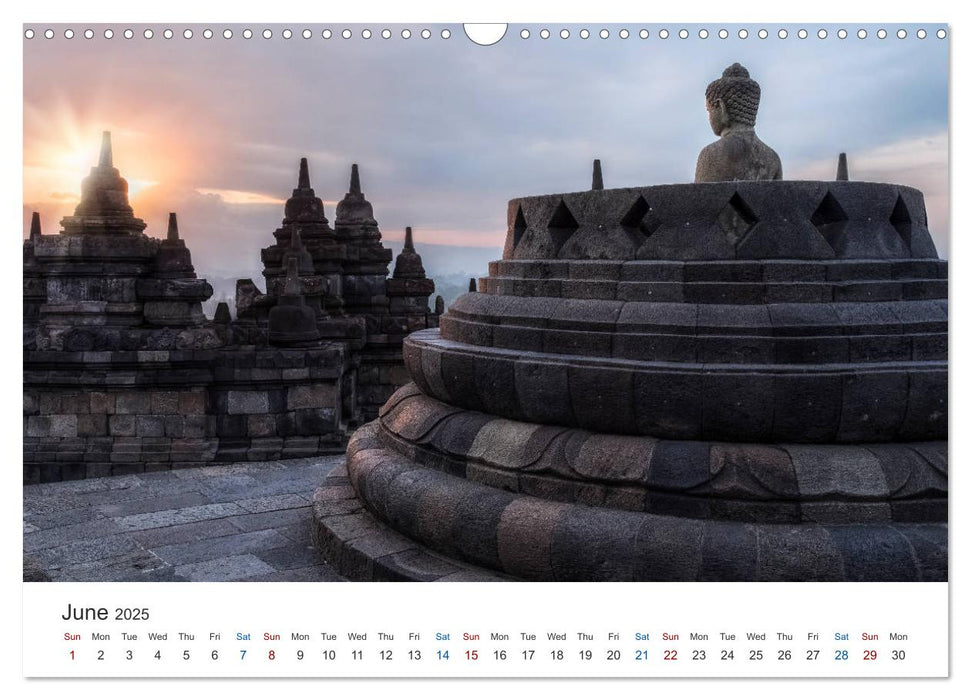 Java, Indonesian Island in the Ring of Fire (CALVENDO Monthly Calendar 2025)