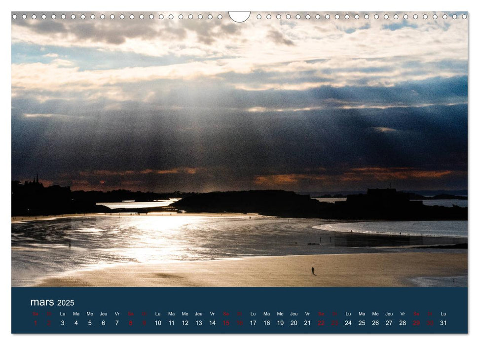 Sillonnez la plage (CALVENDO Calendrier mensuel 2025)