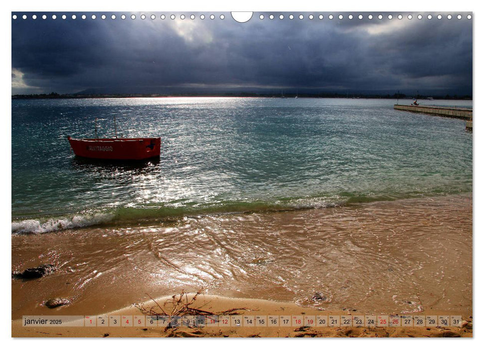 Sicile, la terre d'aventure entre la mer et les volcans (CALVENDO Calendrier mensuel 2025)