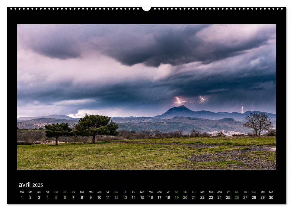 L'Auvergne est belle (CALVENDO Calendrier supérieur 2025)