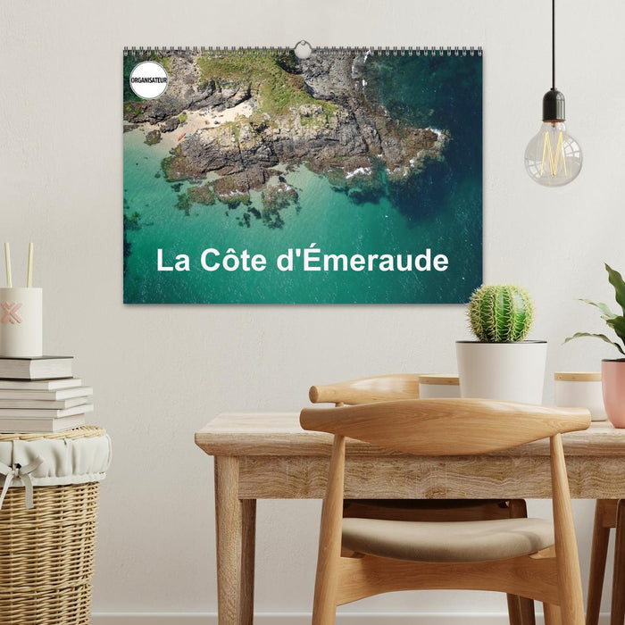 La Côte d'Émeraude (CALVENDO Calendrier mensuel 2025)