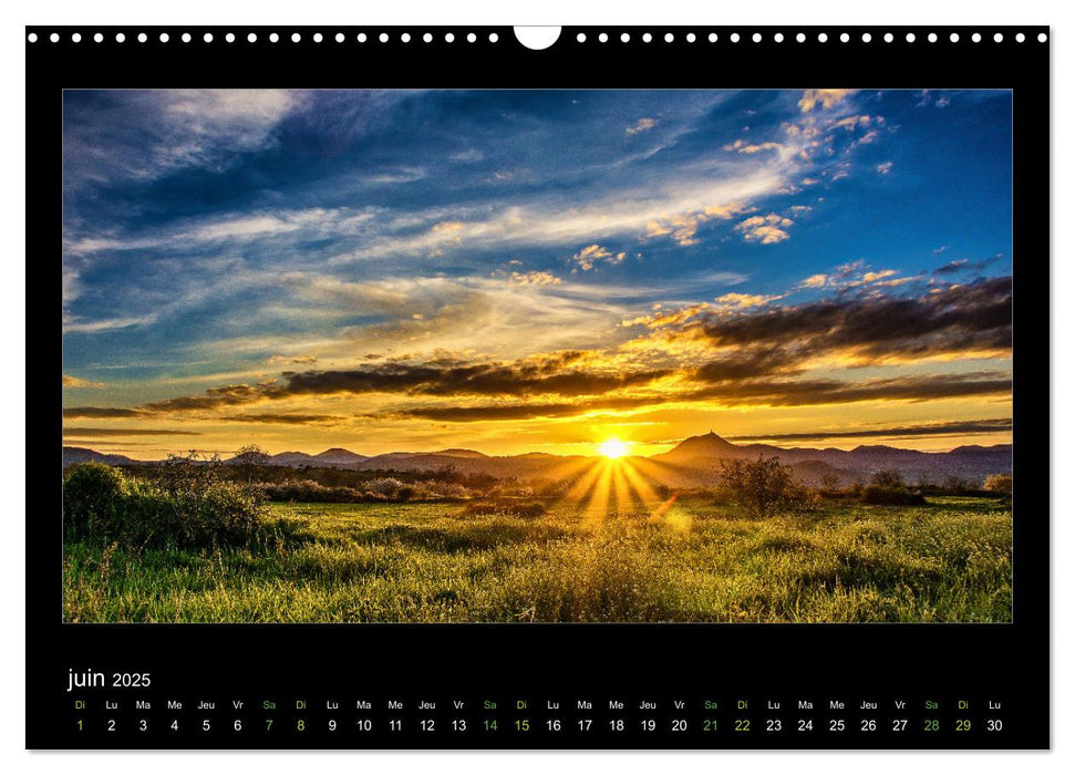 L'Auvergne est belle (CALVENDO Calendrier mensuel 2025)