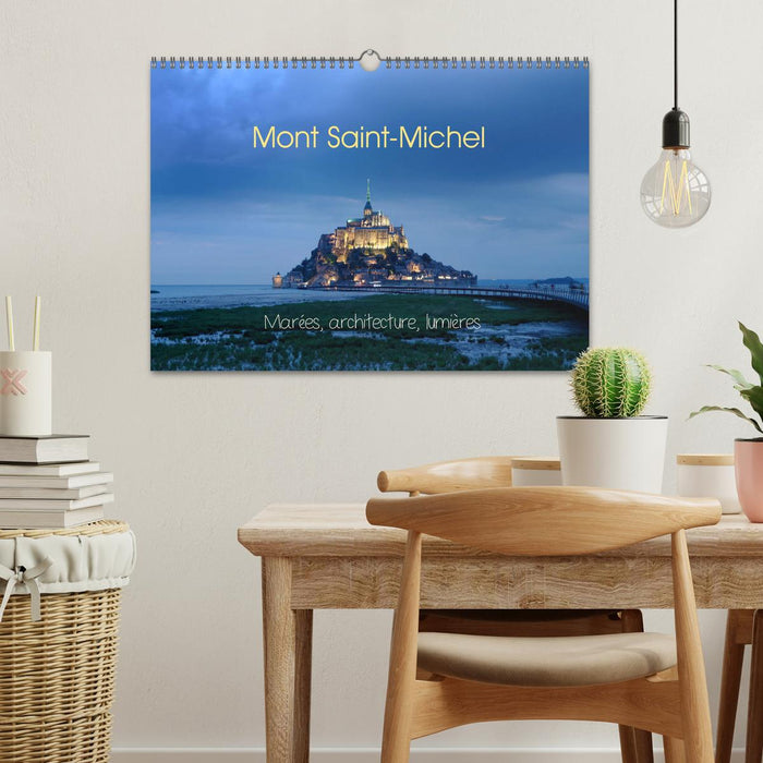 Mont Saint-Michel (CALVENDO Calendrier mensuel 2025)