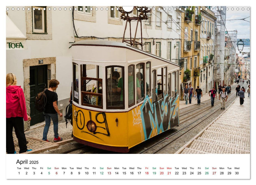 A Trip Through Portugal (CALVENDO Monthly Calendar 2025)