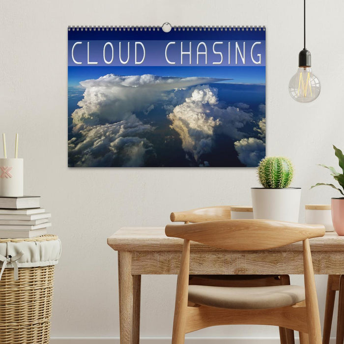 Cloud chasing (CALVENDO Monthly Calendar 2025)