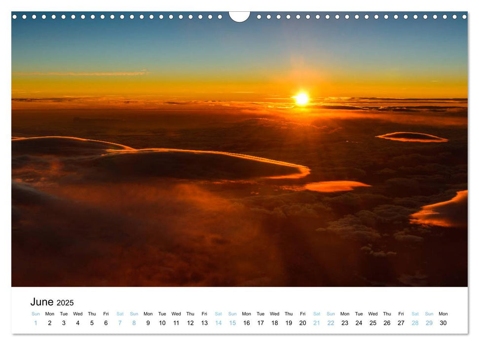 Cloud chasing (CALVENDO Monthly Calendar 2025)