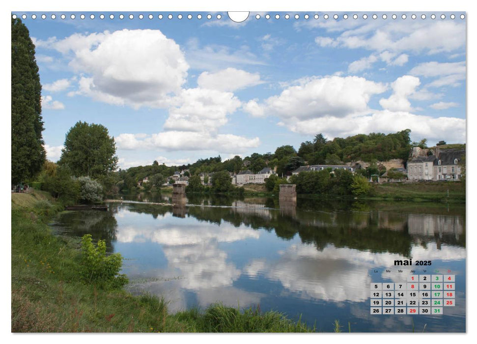 Bords de Loire Ville d'Amboise (CALVENDO Calendrier mensuel 2025)