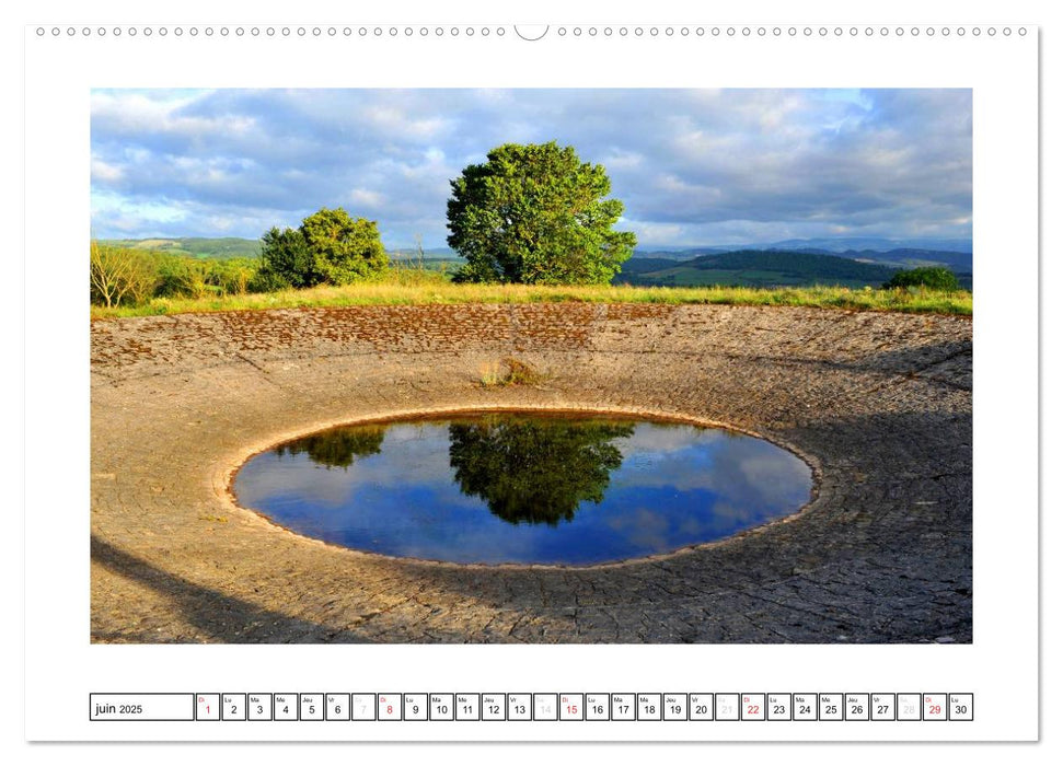 Terre du Larzac (CALVENDO Calendrier supérieur 2025)