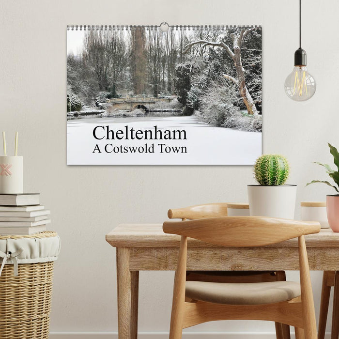 Cheltenham A Cotswold Town (CALVENDO Monthly Calendar 2025)