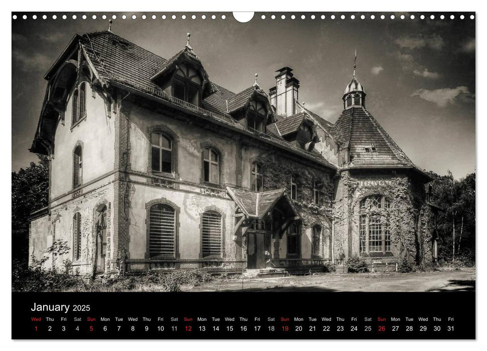 Abandoned Places Haunted Houses (CALVENDO Monthly Calendar 2025)