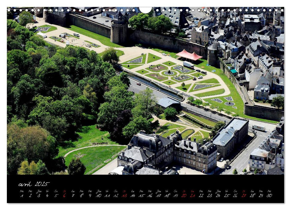 Le Morbihan entre terre et mer (CALVENDO Calendrier mensuel 2025)