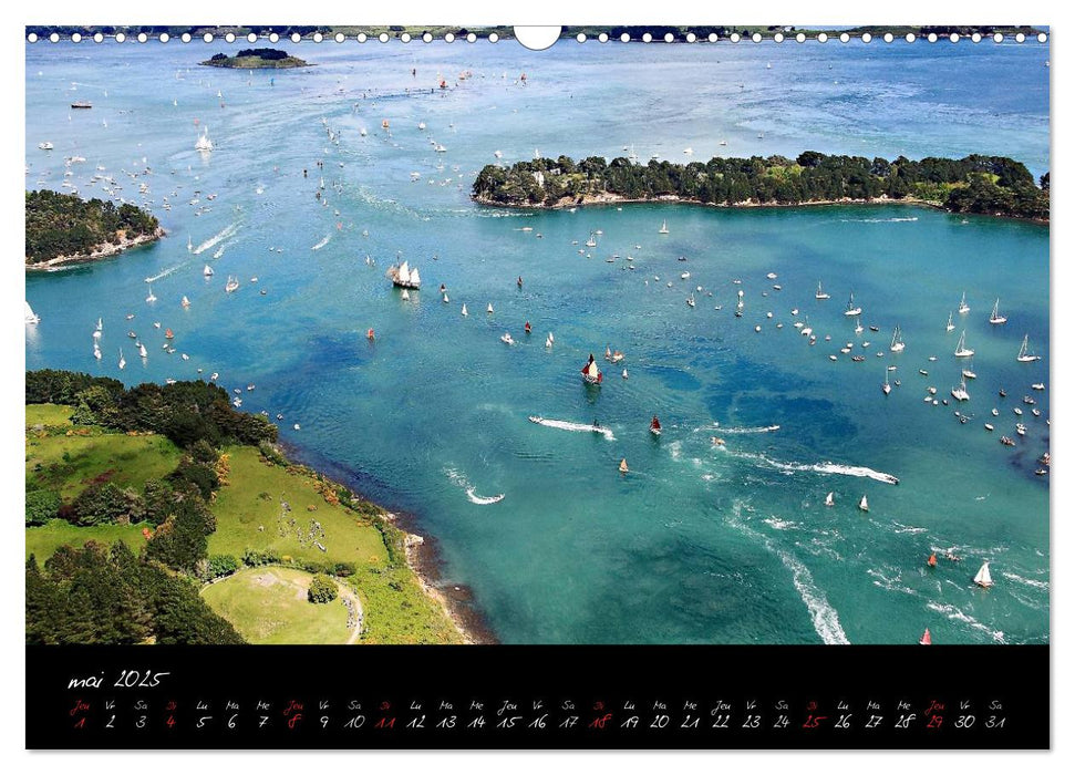 Le Morbihan entre terre et mer (CALVENDO Calendrier mensuel 2025)