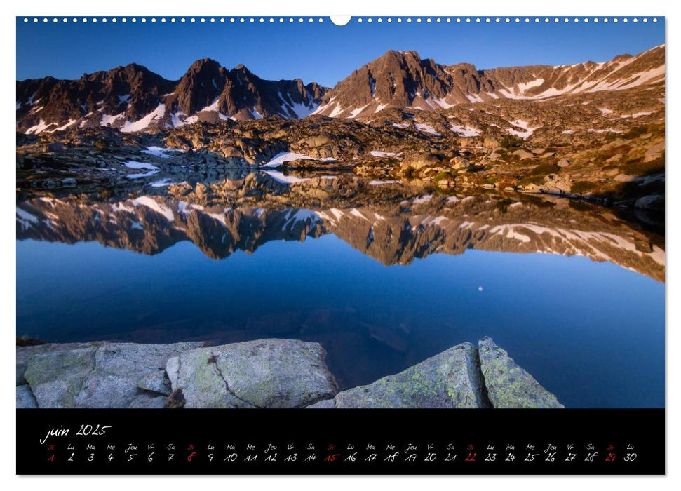 Miroirs des Pyrénées Catalanes (CALVENDO Calendrier supérieur 2025)