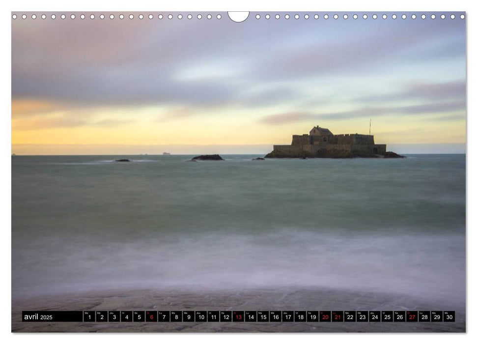 SAINT-MALO, Côte d'Emeraude (CALVENDO Calendrier mensuel 2025)