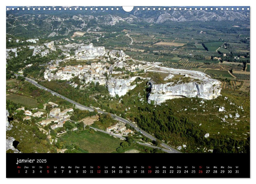 Les Baux de Provence Un des plus beaux villages de France (CALVENDO Calendrier mensuel 2025)