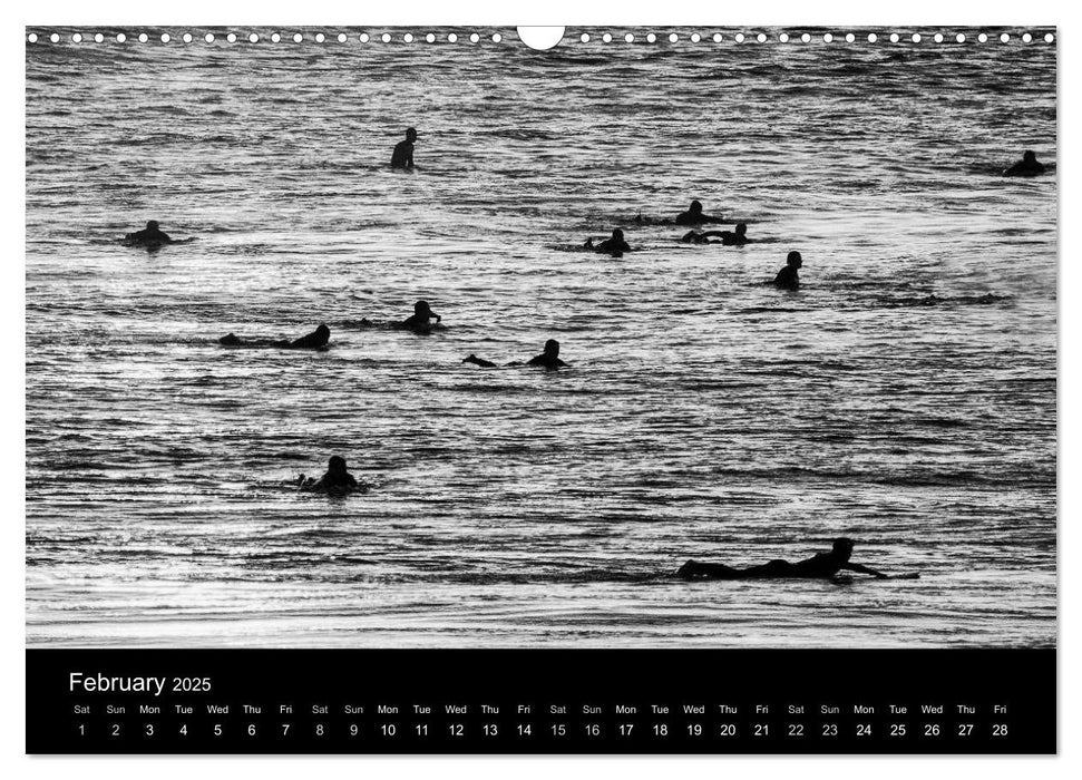 Surf in B&W (CALVENDO Monthly Calendar 2025)