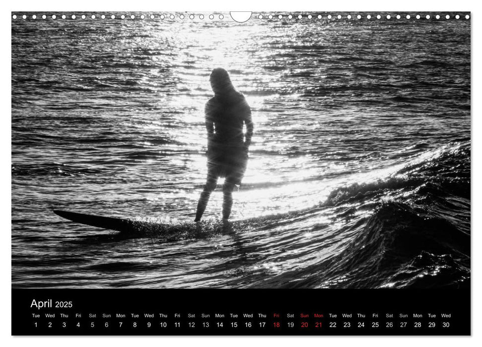 Surf in B&W (CALVENDO Monthly Calendar 2025)