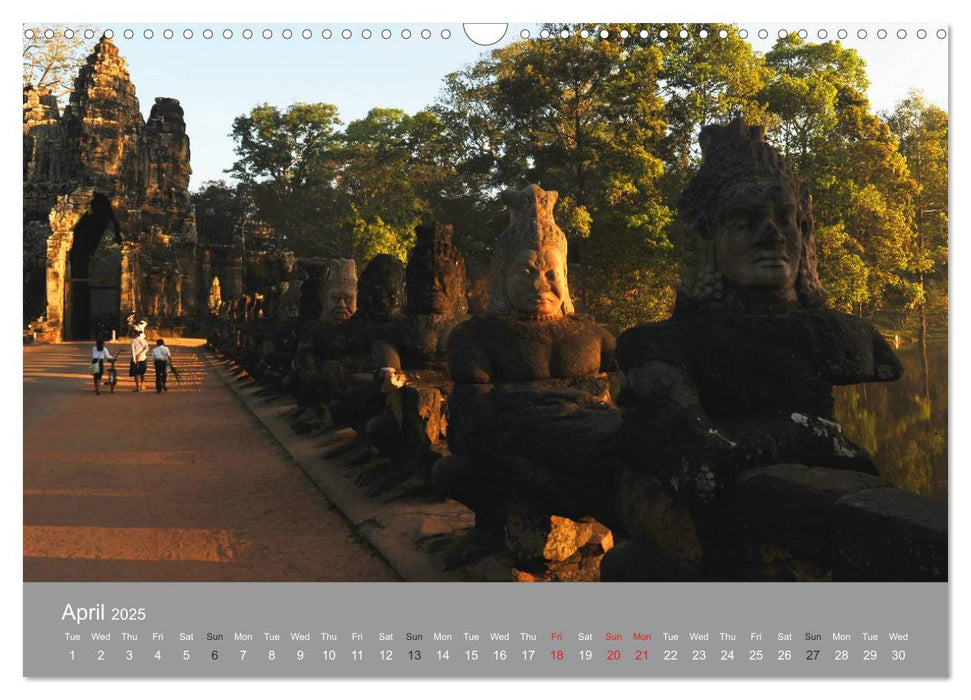 Angkor petrified giants (CALVENDO Monthly Calendar 2025)