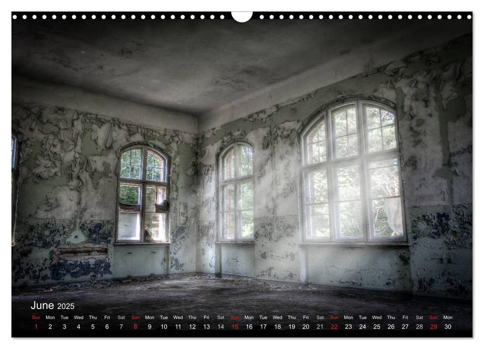 Lost Places HDR Beelitz II (CALVENDO Monthly Calendar 2025)