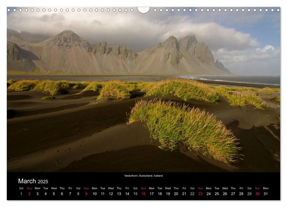 Iceland 2025 (CALVENDO Monthly Calendar 2025)