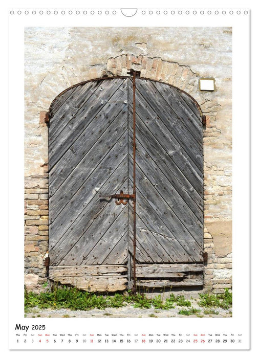 Italian Doors (CALVENDO Monthly Calendar 2025)