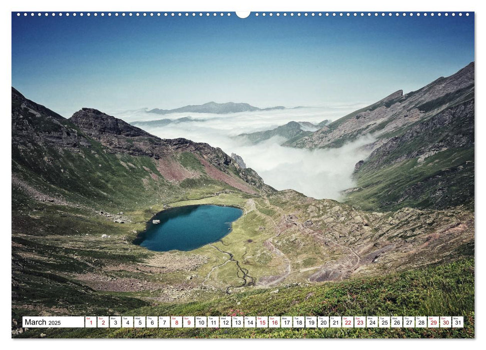 Hiking the GR 10 A long distance trail through the French Pyrenees (CALVENDO Monthly Calendar 2025)