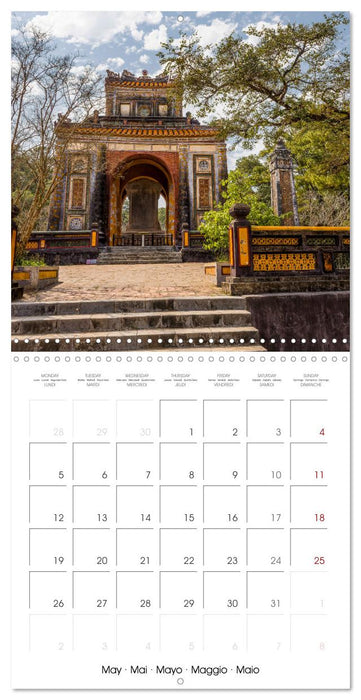 Hue Vietnam´s old imperial city (CALVENDO Monthly Calendar 2025)