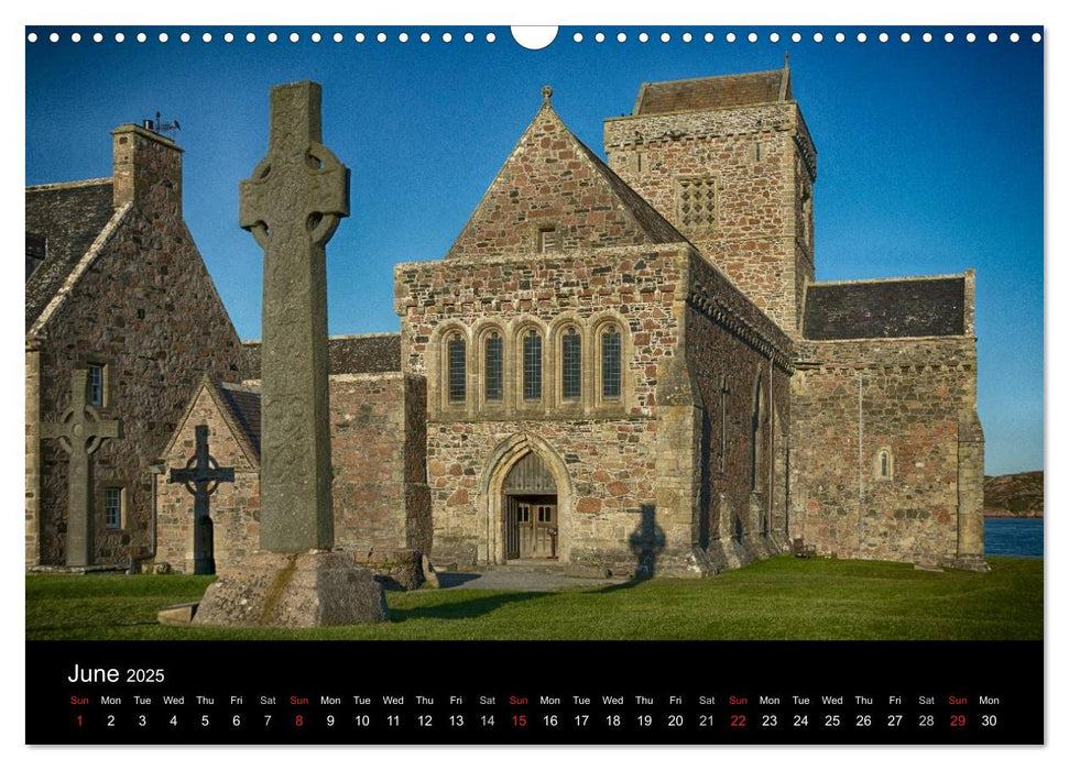 Iona - A Visual Pilgrimage (CALVENDO Monthly Calendar 2025)