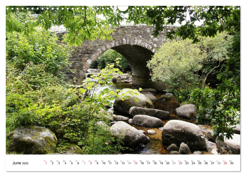 Charming - Mystic Devon Dartmoor, South England (CALVENDO Monthly Calendar 2025)